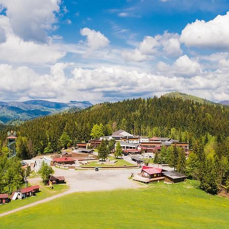 Hotel Sachticka Banska Bystrica Bagian luar foto