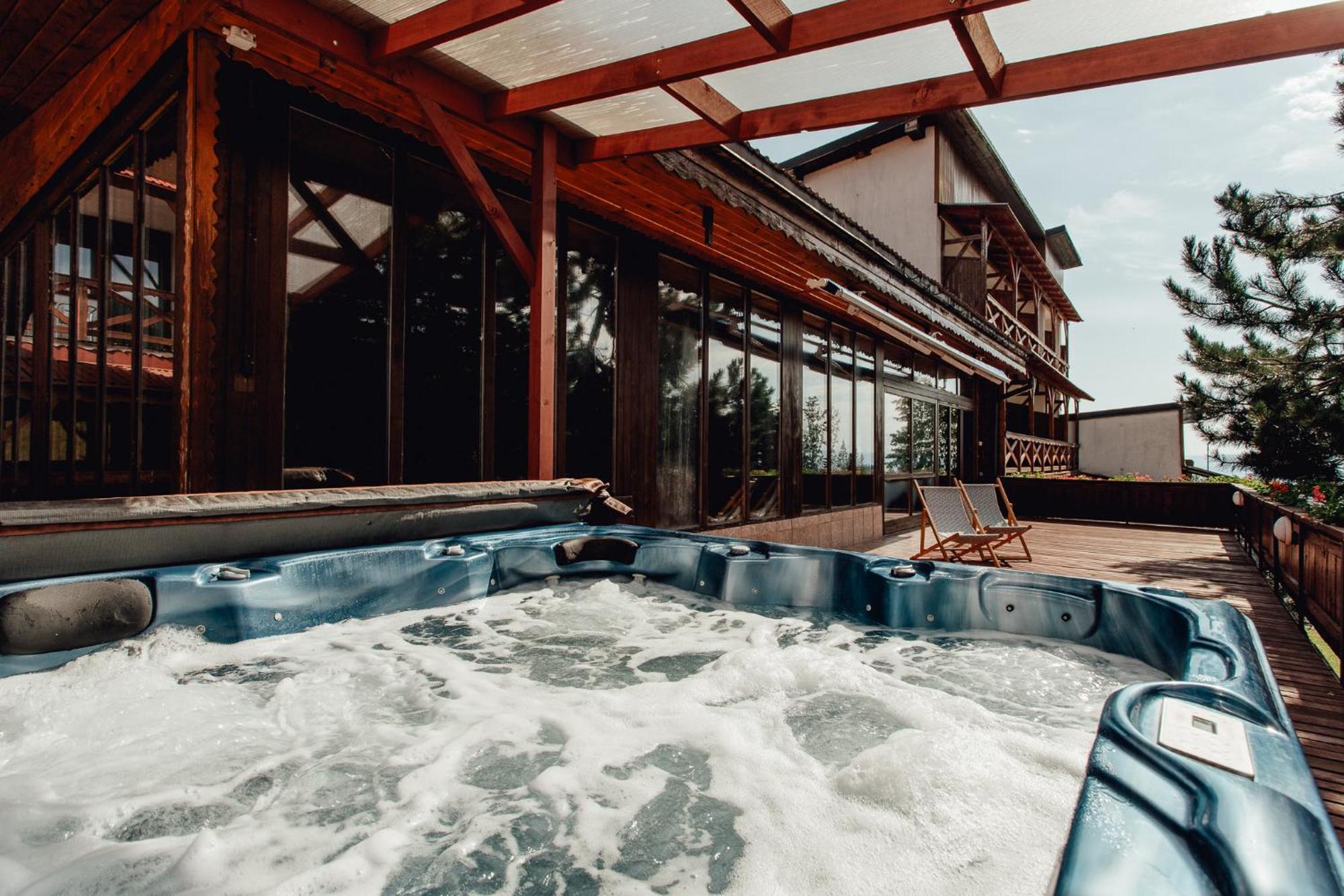 Hotel Sachticka Banska Bystrica Bagian luar foto